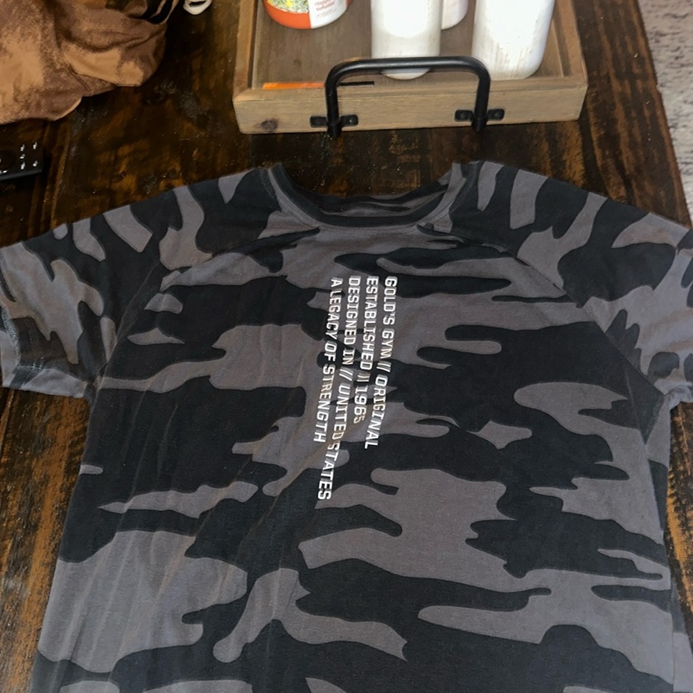 Golds gym t shirt